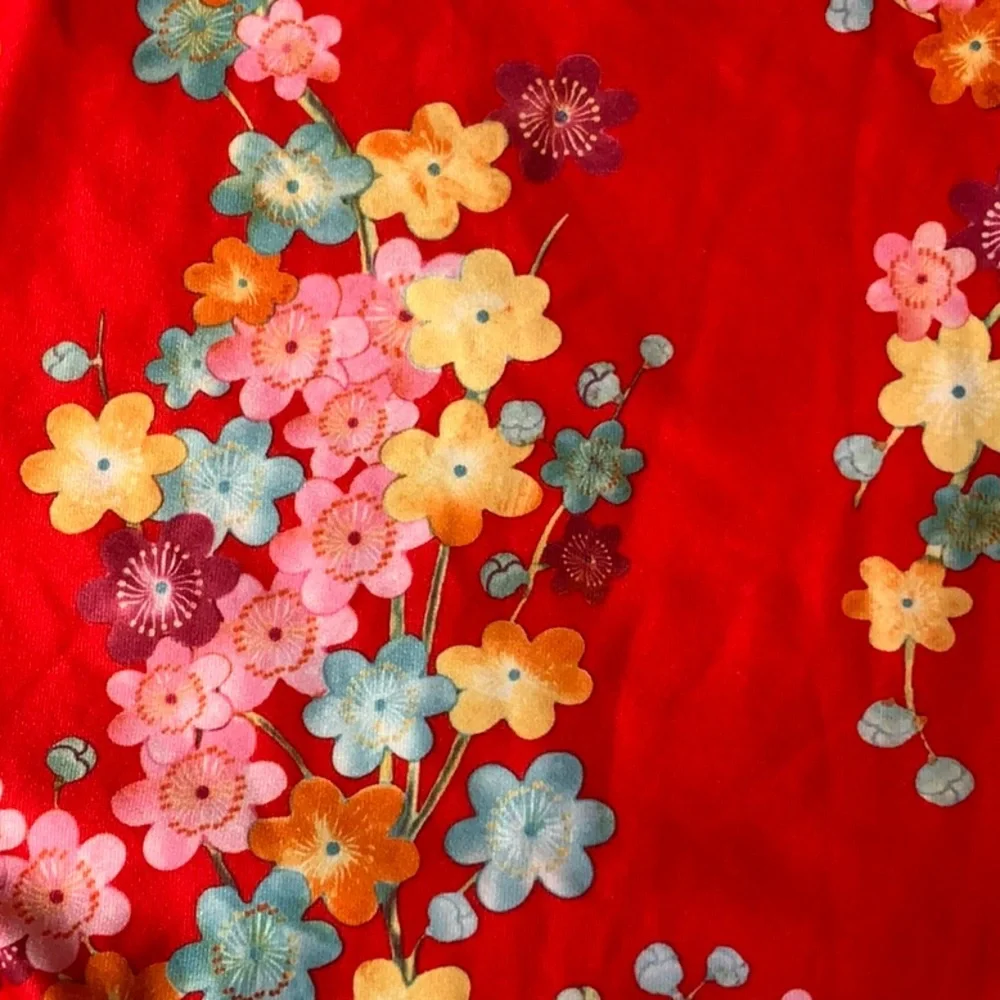 Stella Cove vibrant red